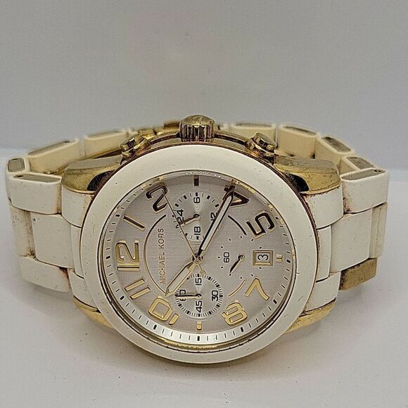 Michael Kors Mercer MK5889 Women's White Silicone Analog Dial Quartz Watch AM291 - Picture 7 of 11